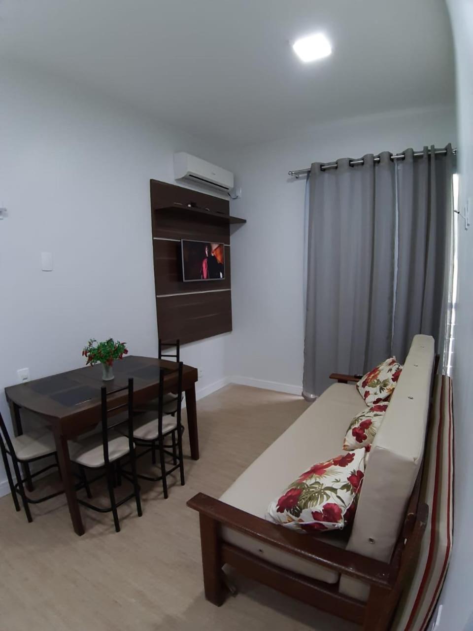Apartamento Ilha Dos Patos Ingleses Na Beira Do Mar Florianopolis Room photo